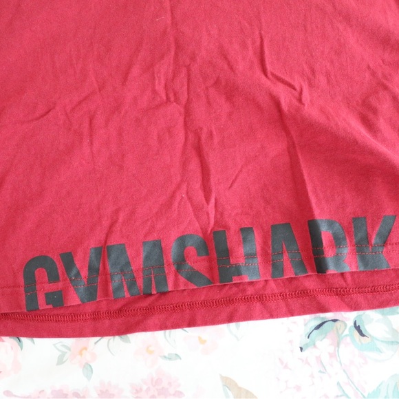 Gymshark Maroon Crop top size small - Picture 3 of 4